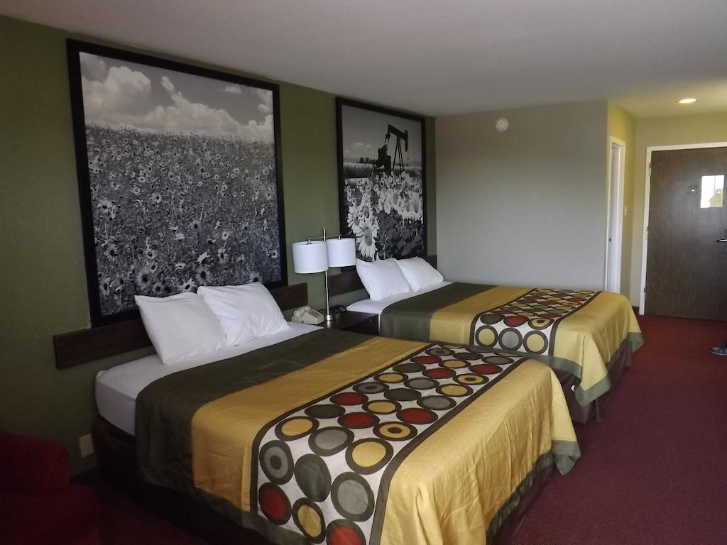Super 8 By Wyndham Sterling Co Hotel Exterior foto