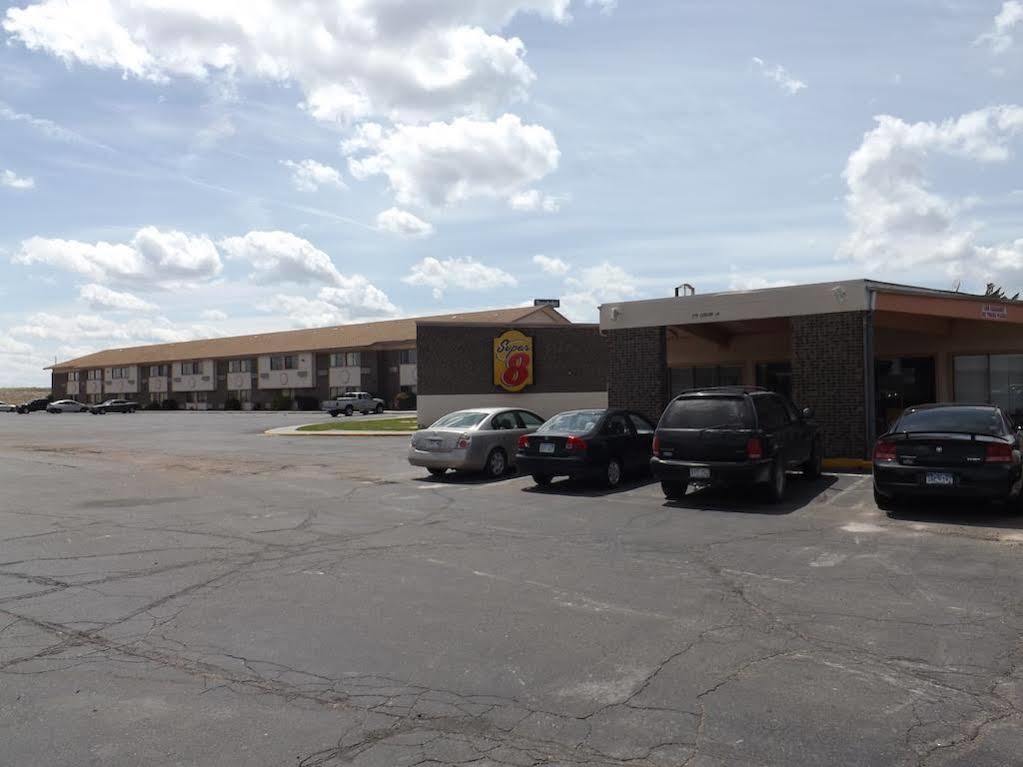 Super 8 By Wyndham Sterling Co Hotel Exterior foto
